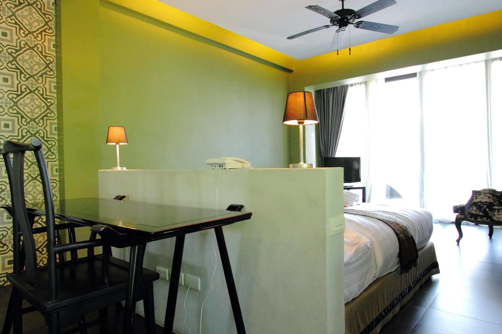 Sky Lantern Hotel Phuket