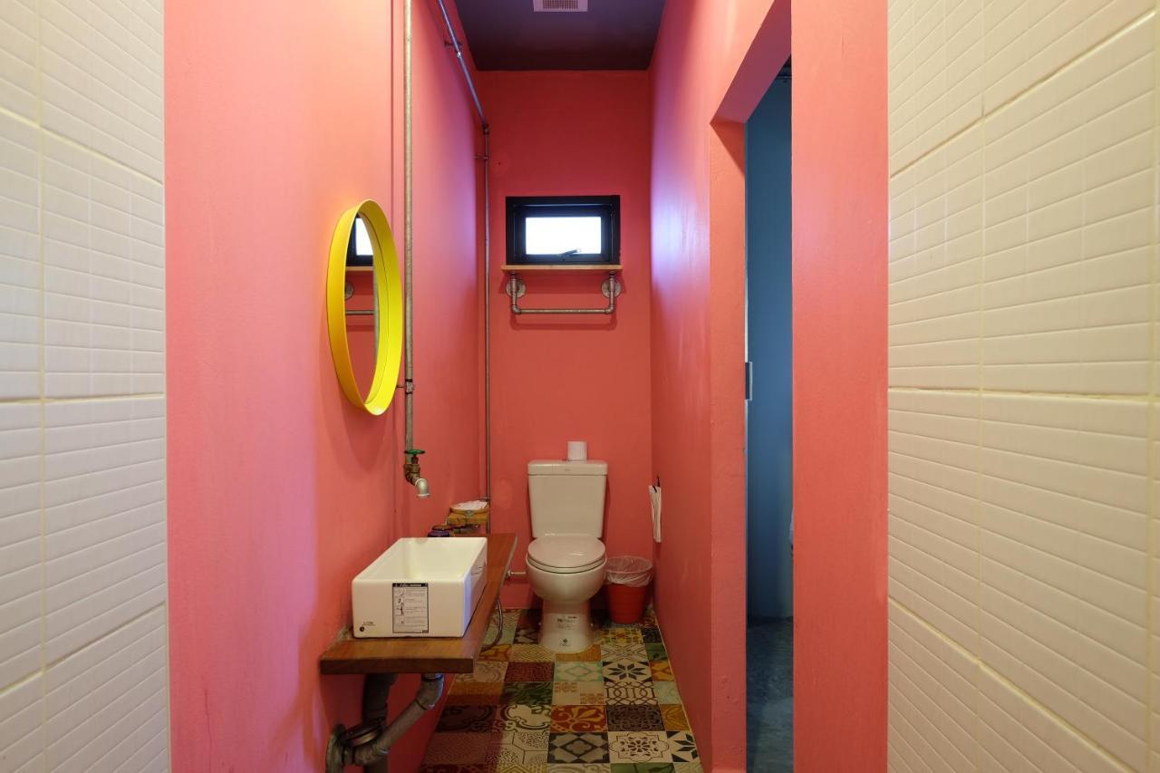 Bloo Hostel Phuket