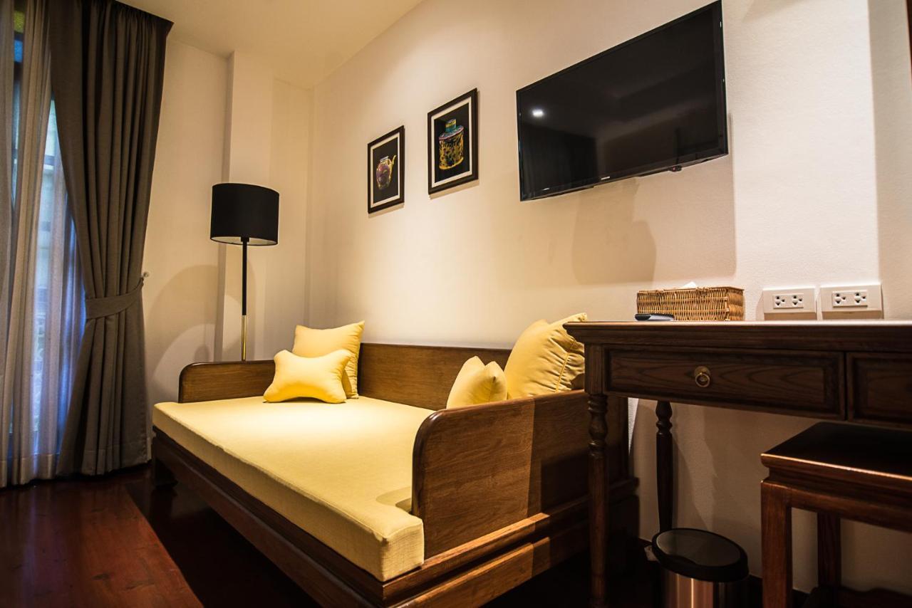 Hotel Woo Gallery & Boutique 3*