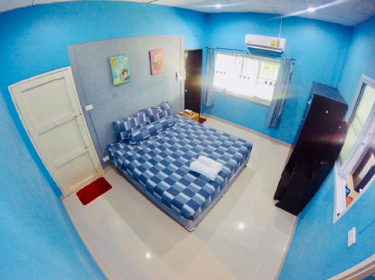 Pasak Six 2930 Phuket