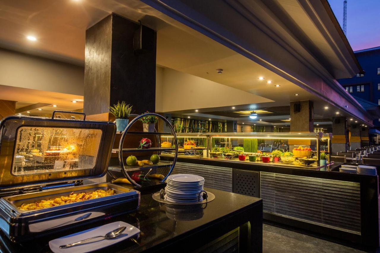 Woovo Phuket 4* Kata Beach (Phuket)