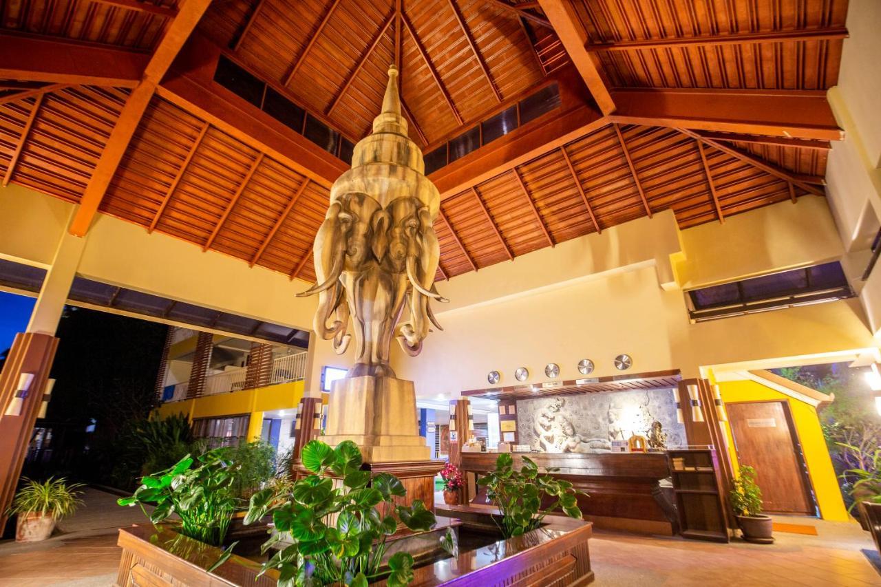 Woovo Phuket 4*