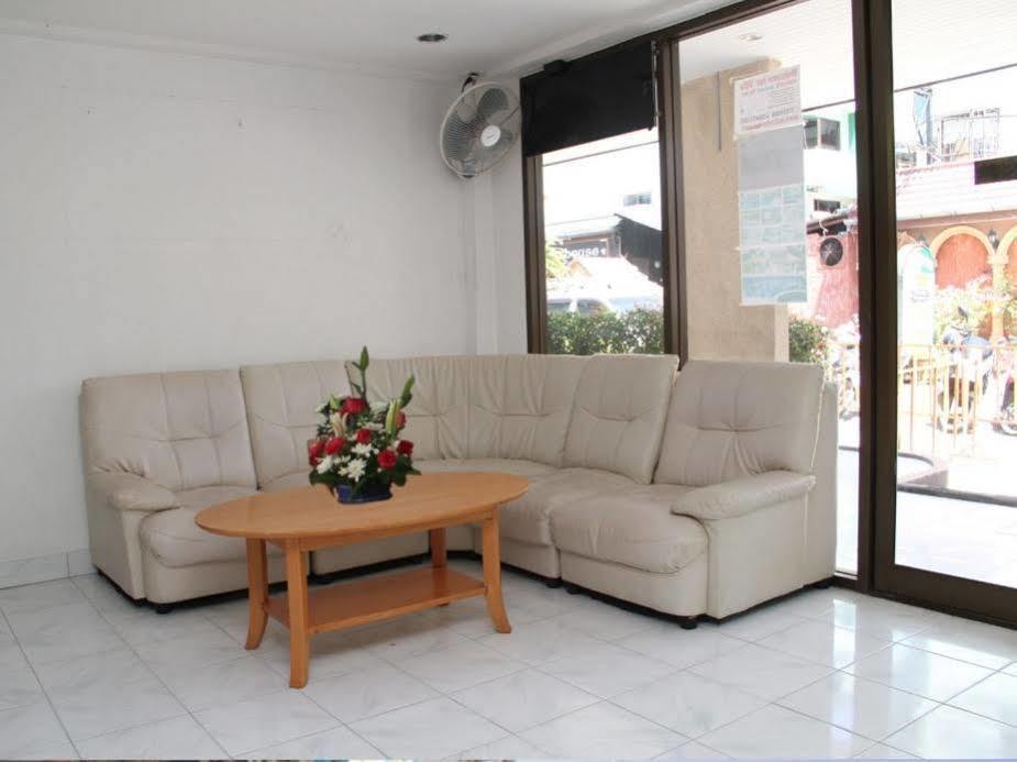 Welcome @ Karon Beach. Single From Only 500 Baht Guest house