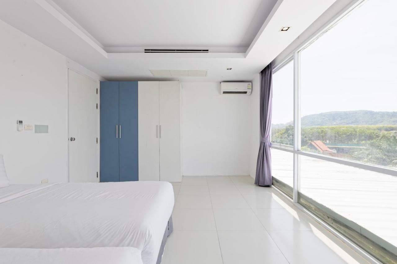 The Lantern Marina Residences *