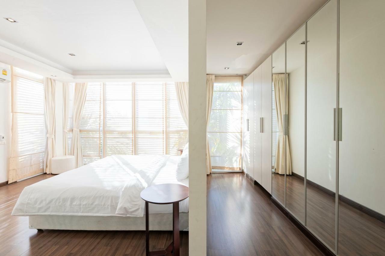 Villa The Lantern Marina Residences *