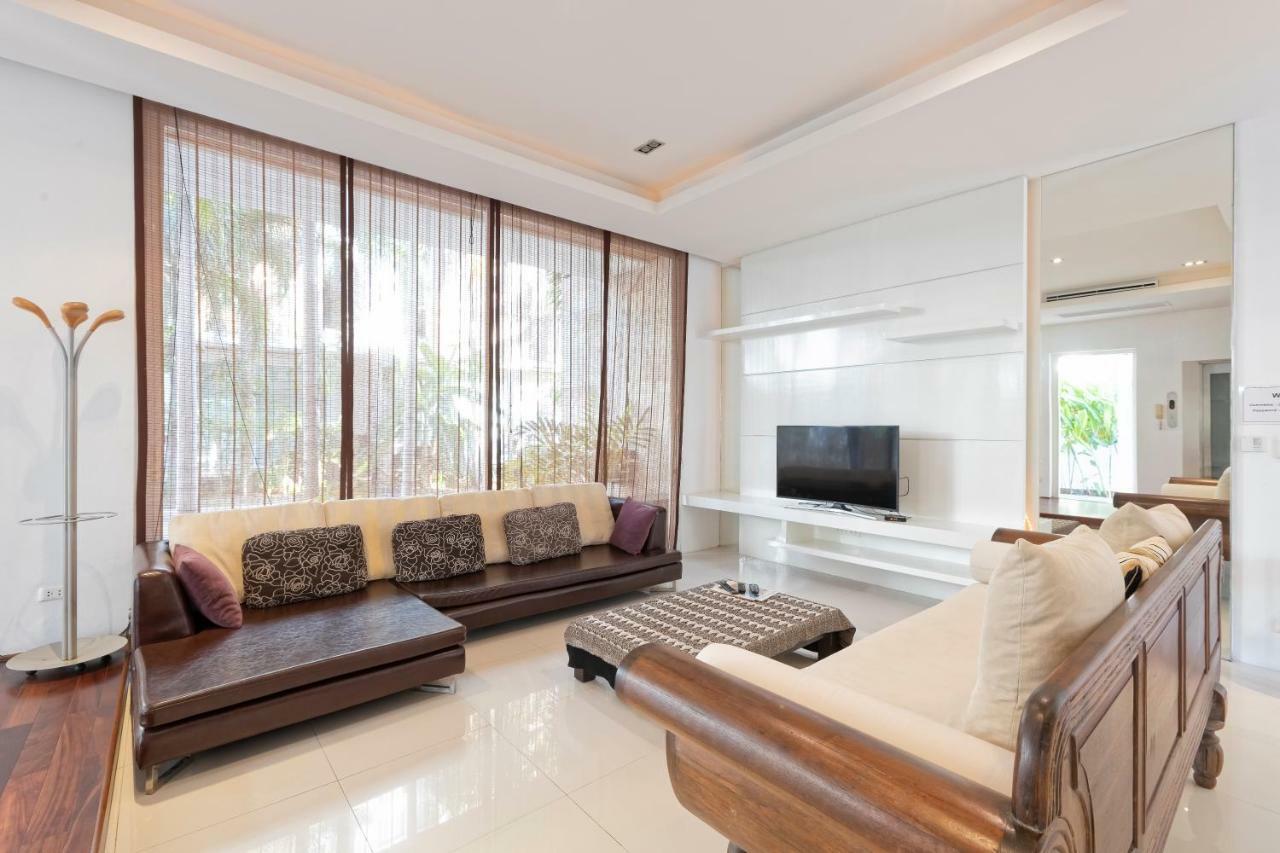 The Lantern Marina Residences Villa