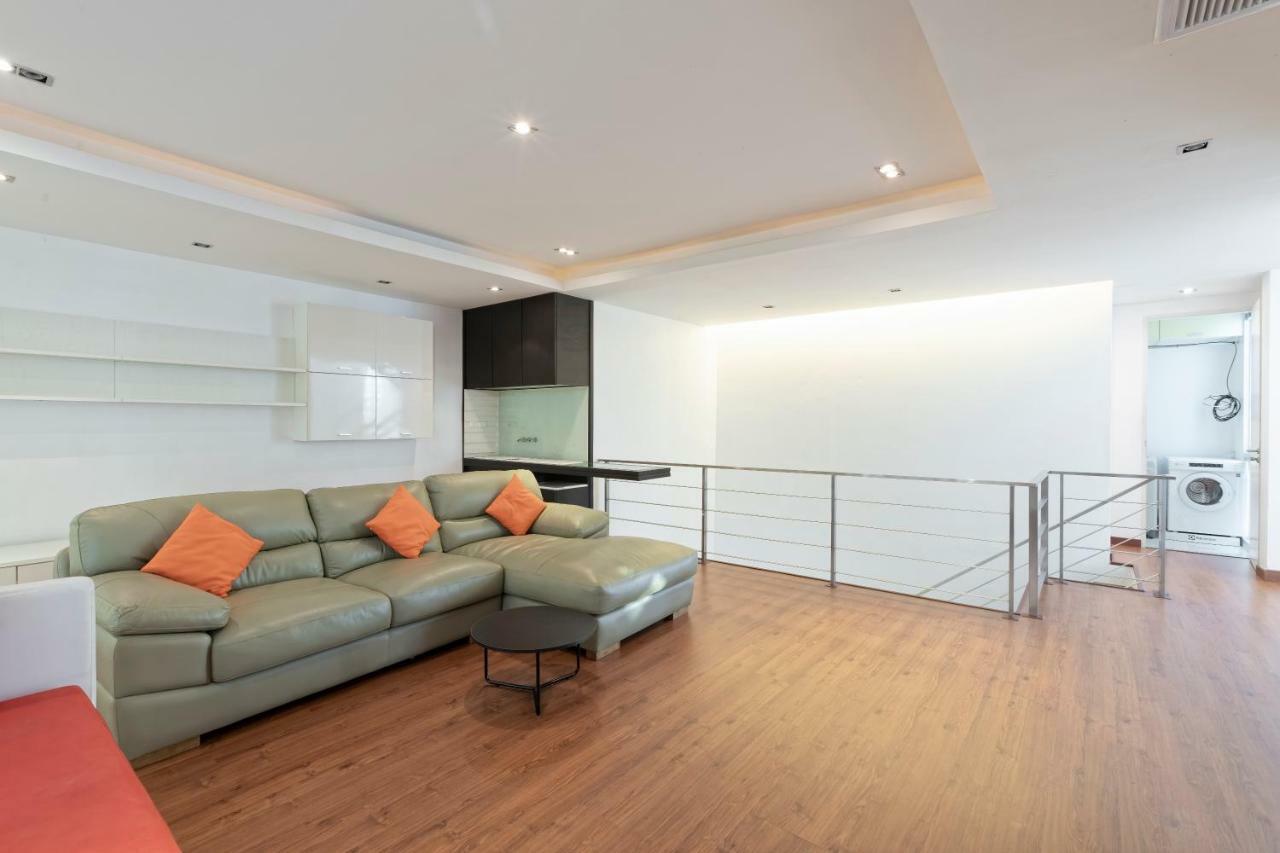 The Lantern Marina Residences Villa