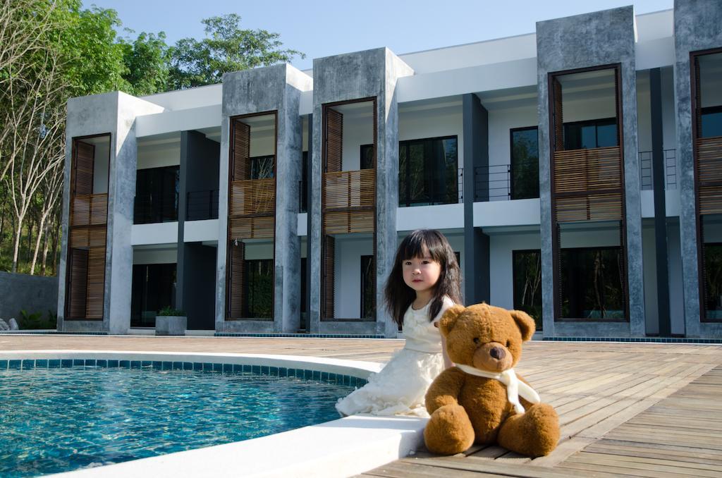 Wanaburi Resort 4*