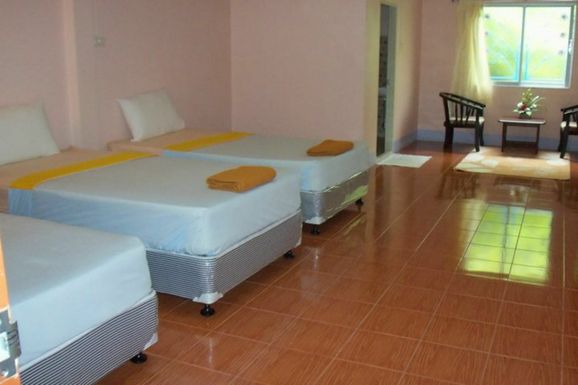 Gasthof D's Corner & Phuket