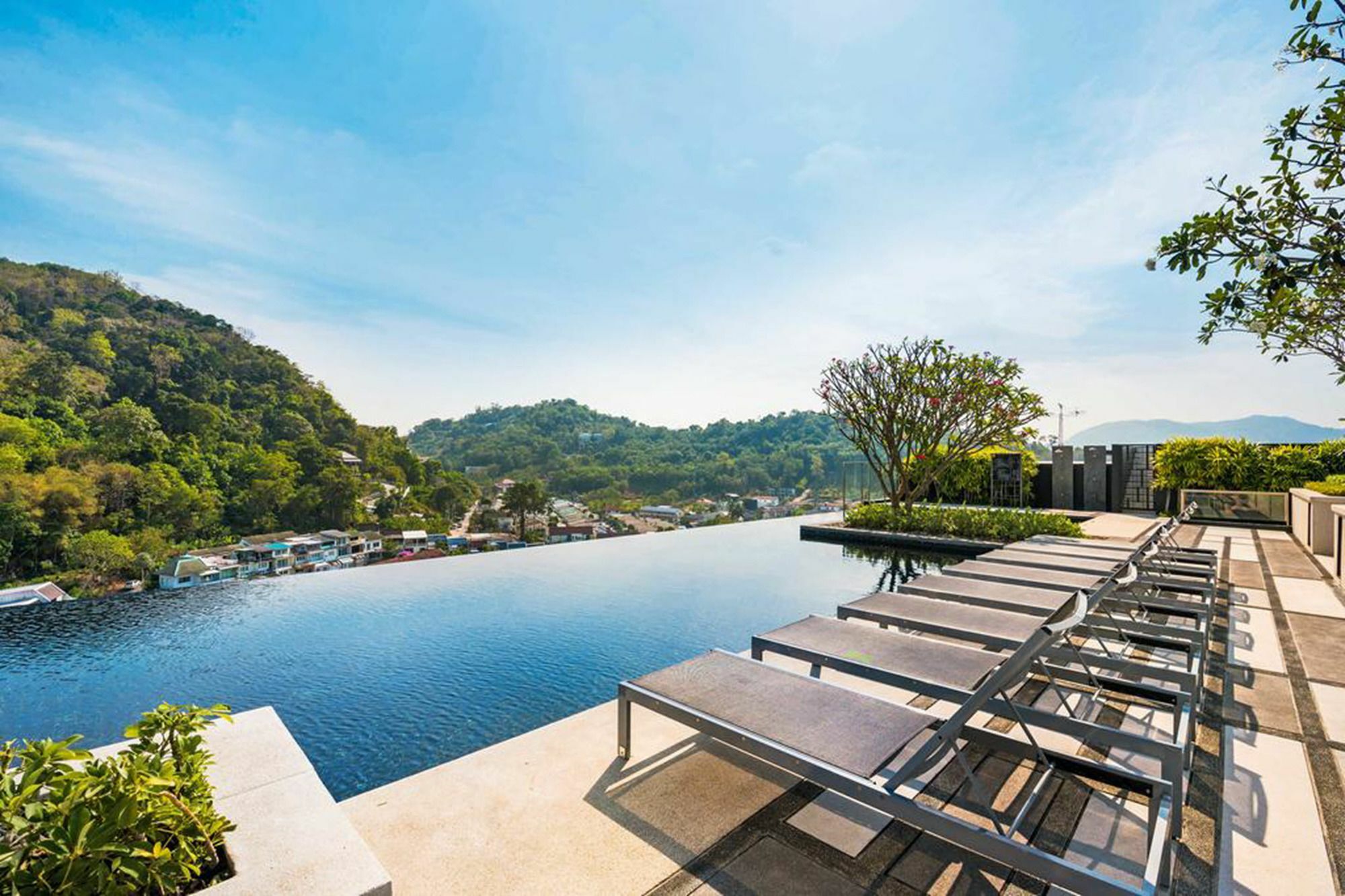 The Base Height By Gif 3* Phuket