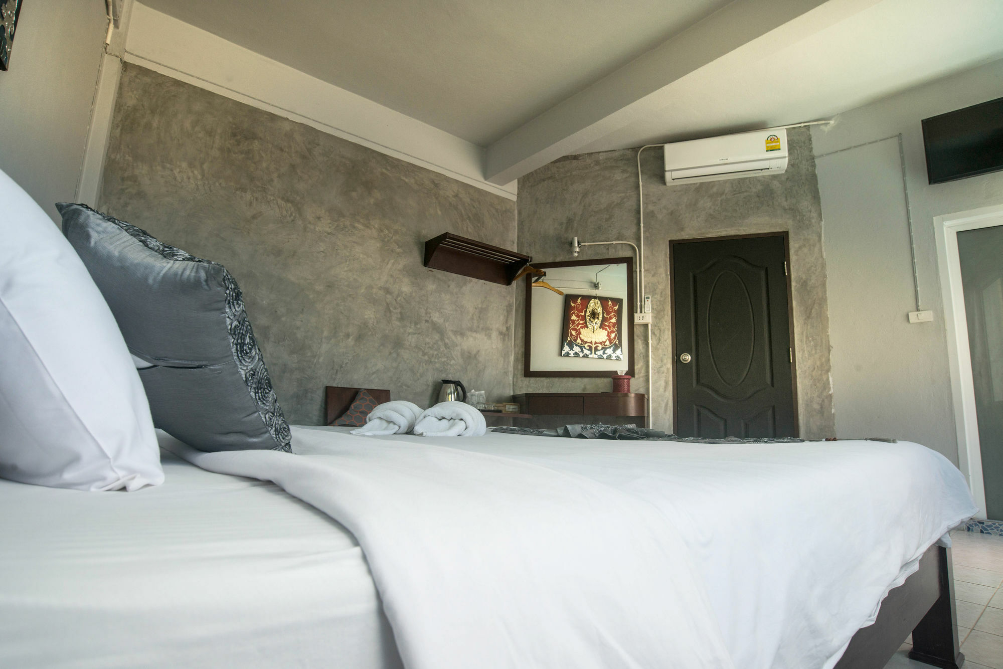 Beehive Old Town * Phuket