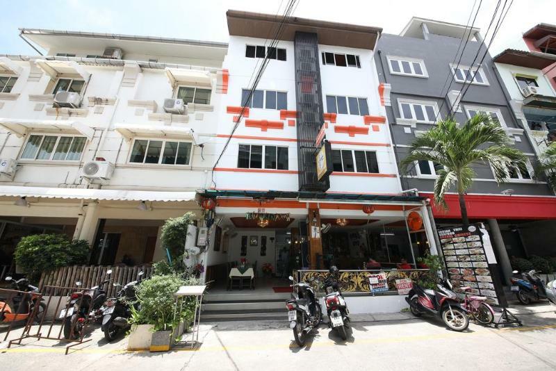 Hotel Oyo 126 Patong Station House Phuket