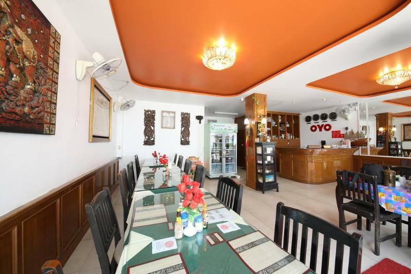 Hotel Oyo 126 Patong Station House