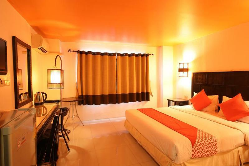 Oyo 126 Patong Station House Hotel 2*