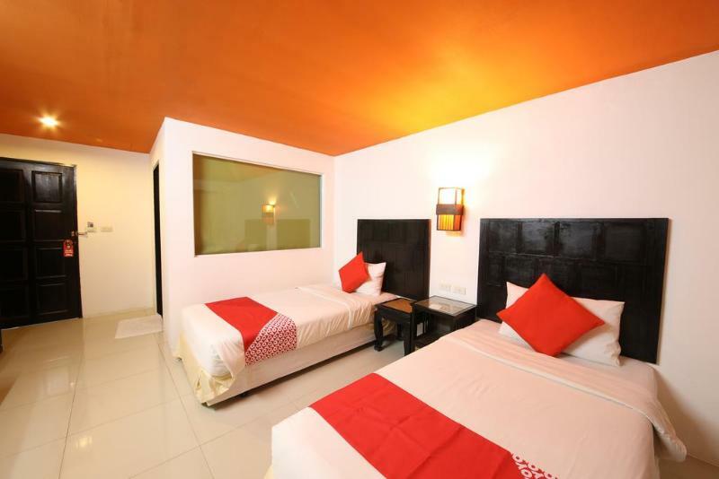Oyo 126 Patong Station House Phuket