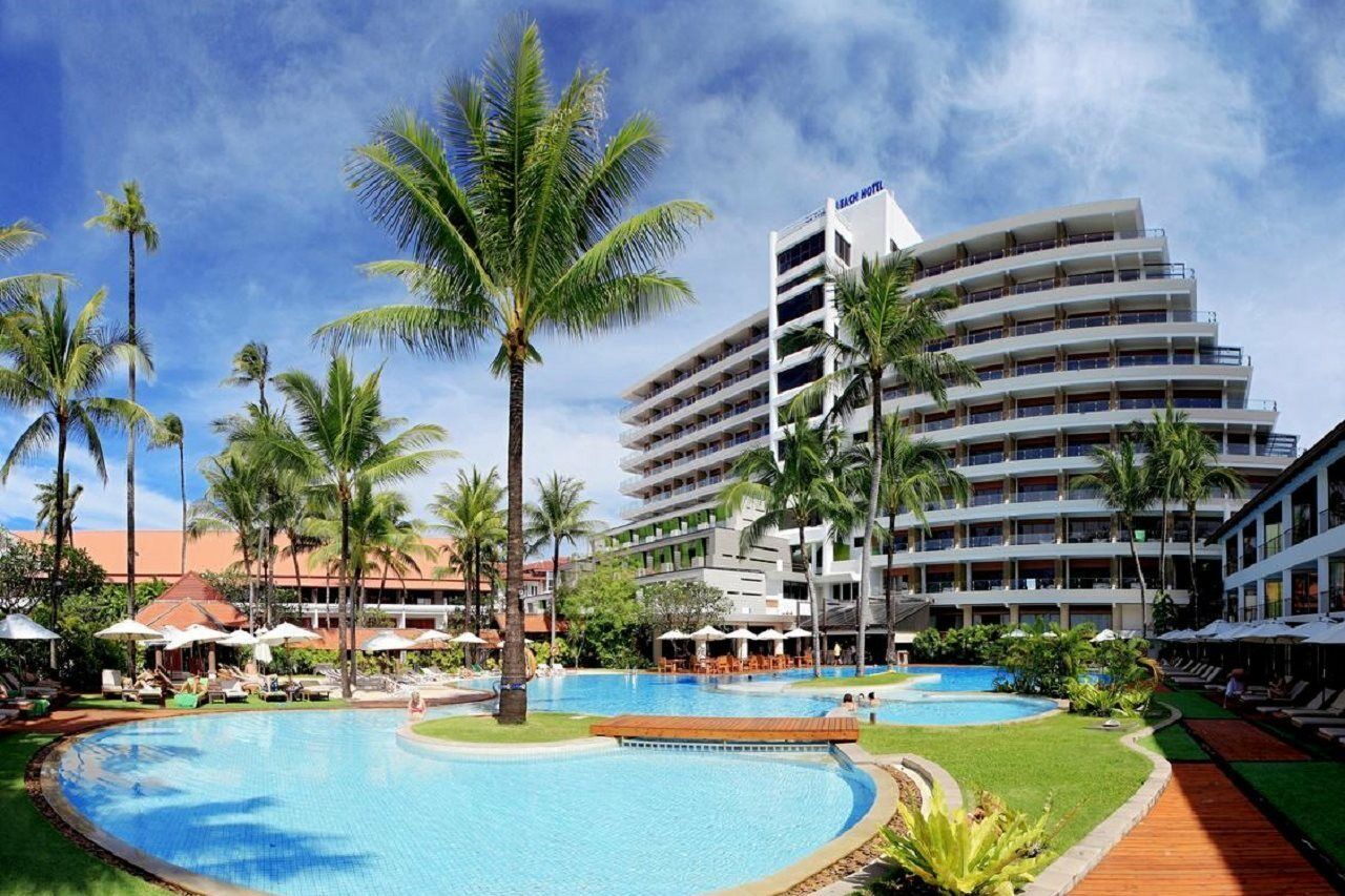 Patong Beach Hotel Hotel