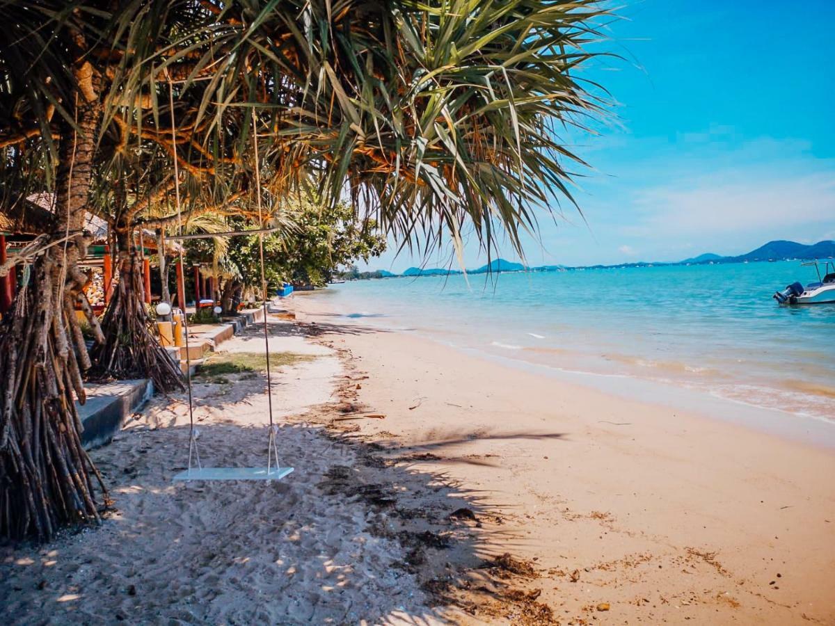 Beachfront Pool Vanilla Apartment Phuket