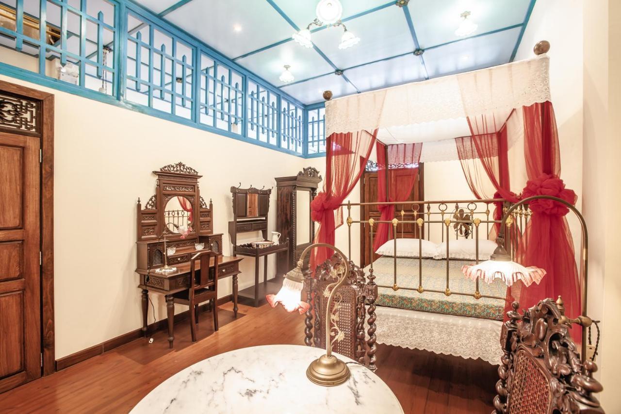 Woo Gallery & Boutique Phuket