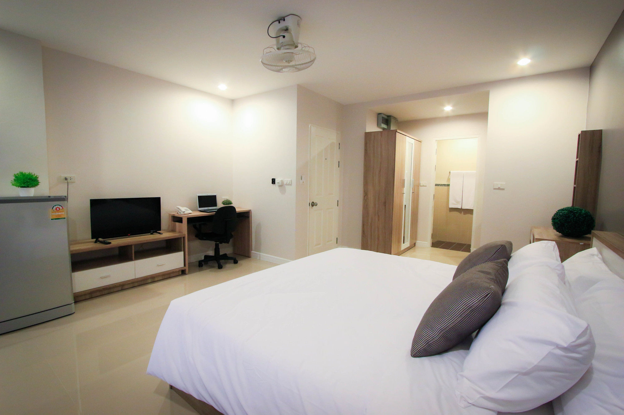 Vipa House - Sha Extra Hotel 3*