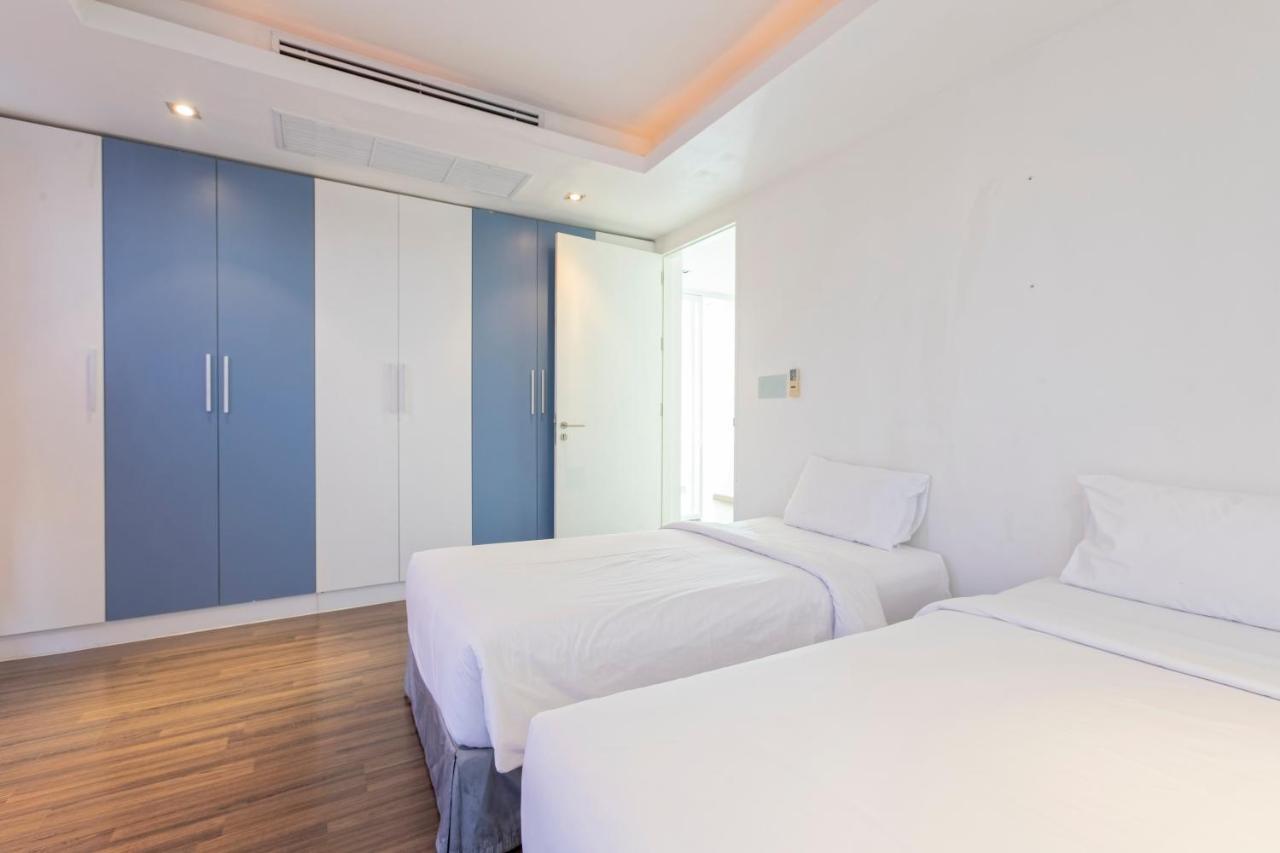 The Lantern Marina Residences *