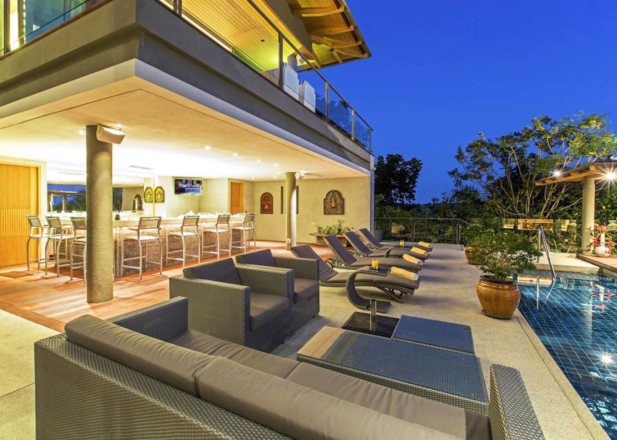 Seventh Villa *