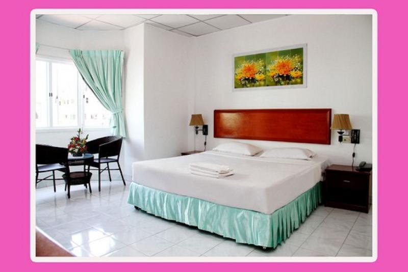 Welcome @ Karon Beach. Single From Only 500 Baht Guest house Phuket