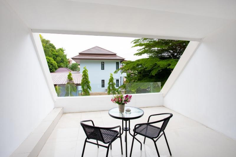 The Green Golf Apartment Phuket