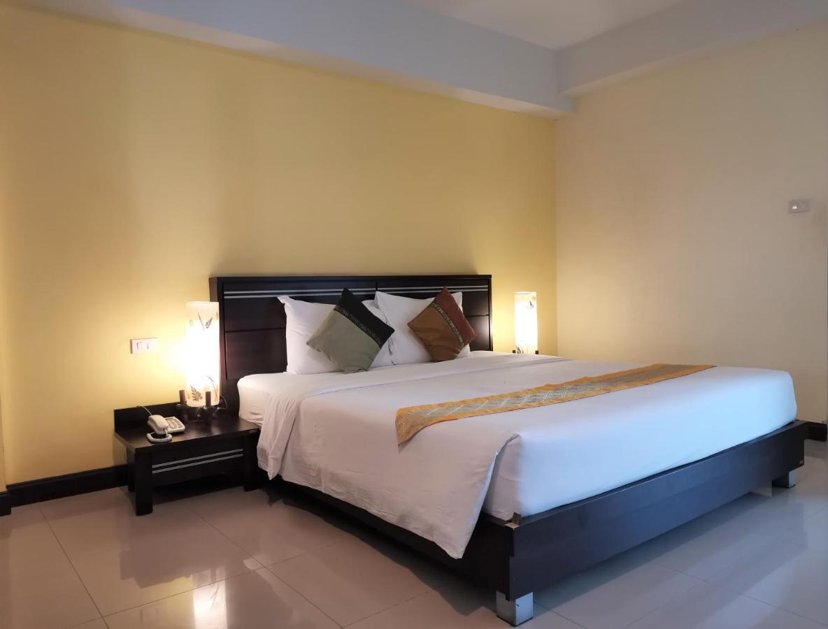 Phupara Place Sha Certified Hotel 2*