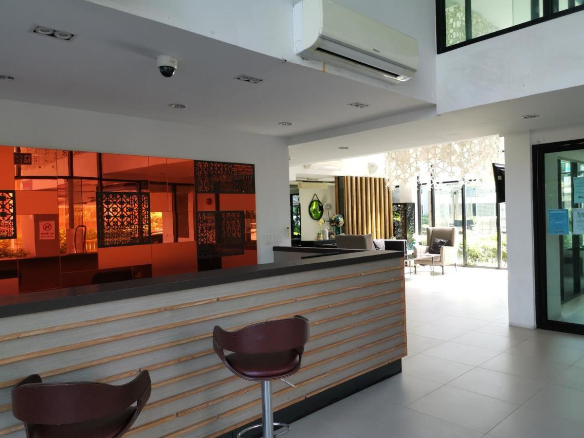 4 Floor - Centrio In Town Apartment Phuket