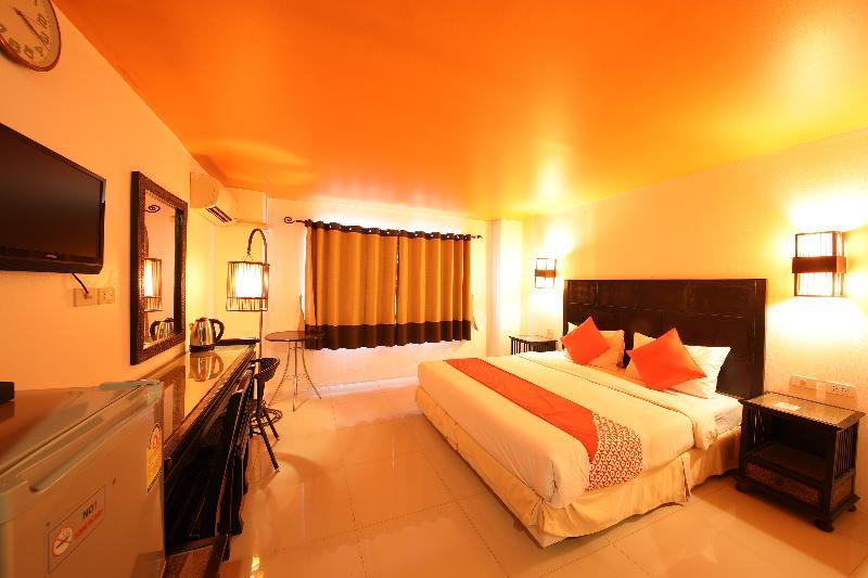 Oyo 126 Patong Station House 2* Phuket