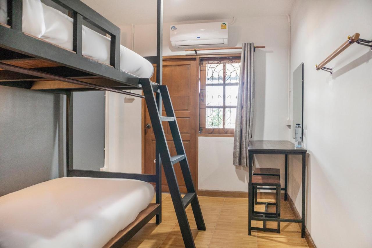 Hotel Oyo 736 Poshtel Phuket