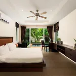 Villa Sumali 3Brd, Private Pool, Garden, Phuket