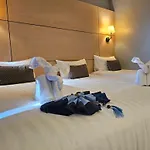 Montree Phuket Hotel