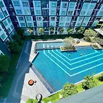 Phuket Kathu - Luxury Pool & Gym
