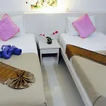 Phuthara Hostel