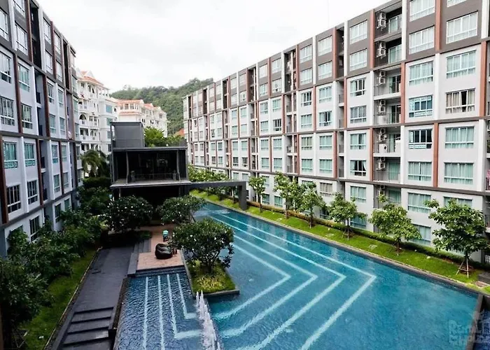 Phuket Kathu - Luxury Pool & Gym