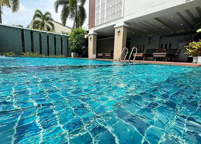 Ratana Hotel Rassada, Phuket Town- Sha Extra Plus