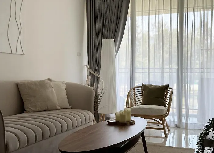 Cozy Apartment With Lake View By Ibg Property 1405