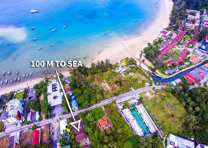 Villa Behind The Phuket Sea