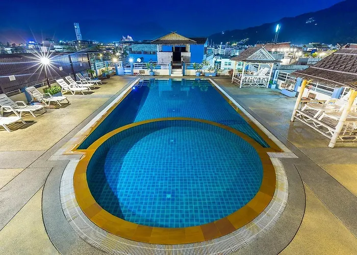 What are the best hotels near Bangla Road?