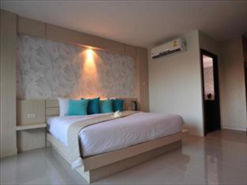 Chalong Front