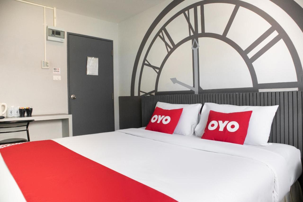 Oyo 501 At Night 2* Phuket