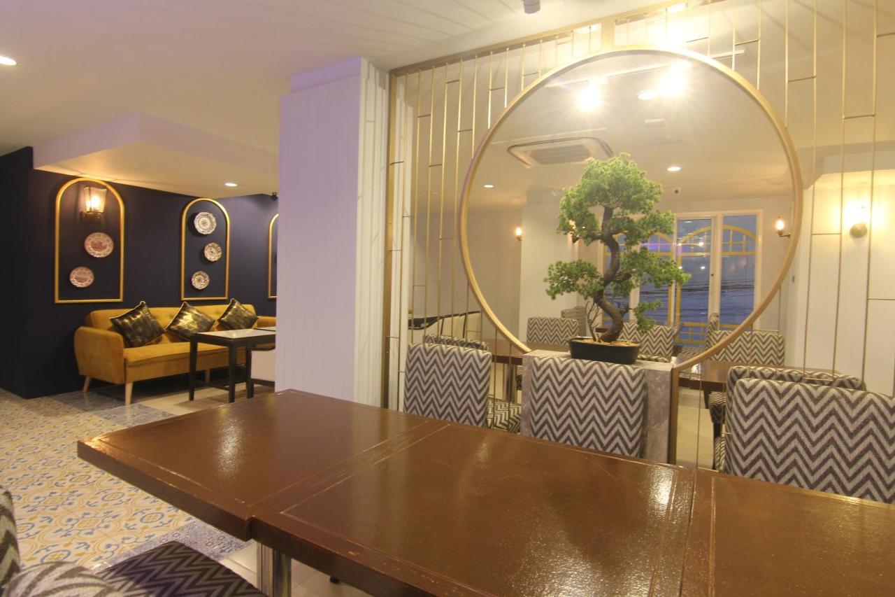 Montree Hotel 3*