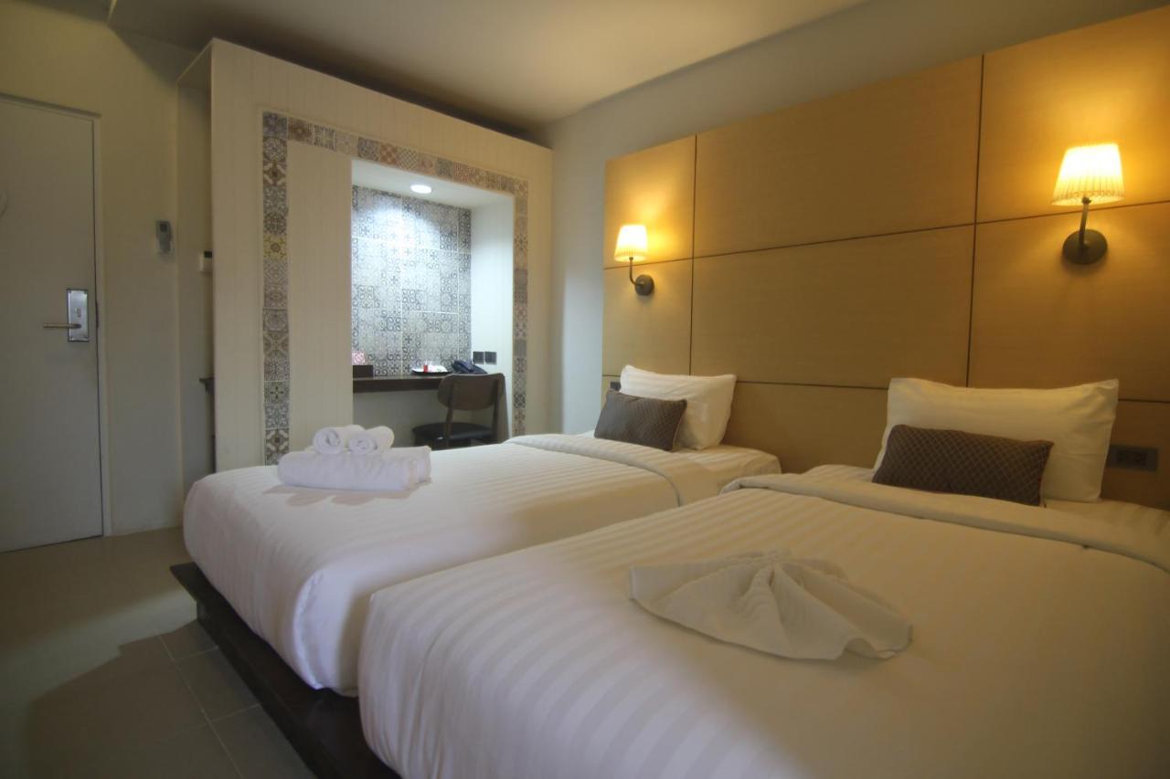 Hotel Montree Hotel, Sha Extra Phuket