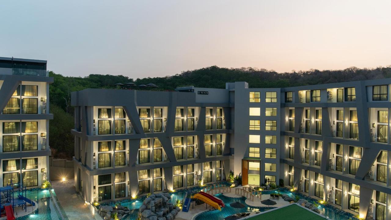 Utopia Loft - Sha Hotel Phuket