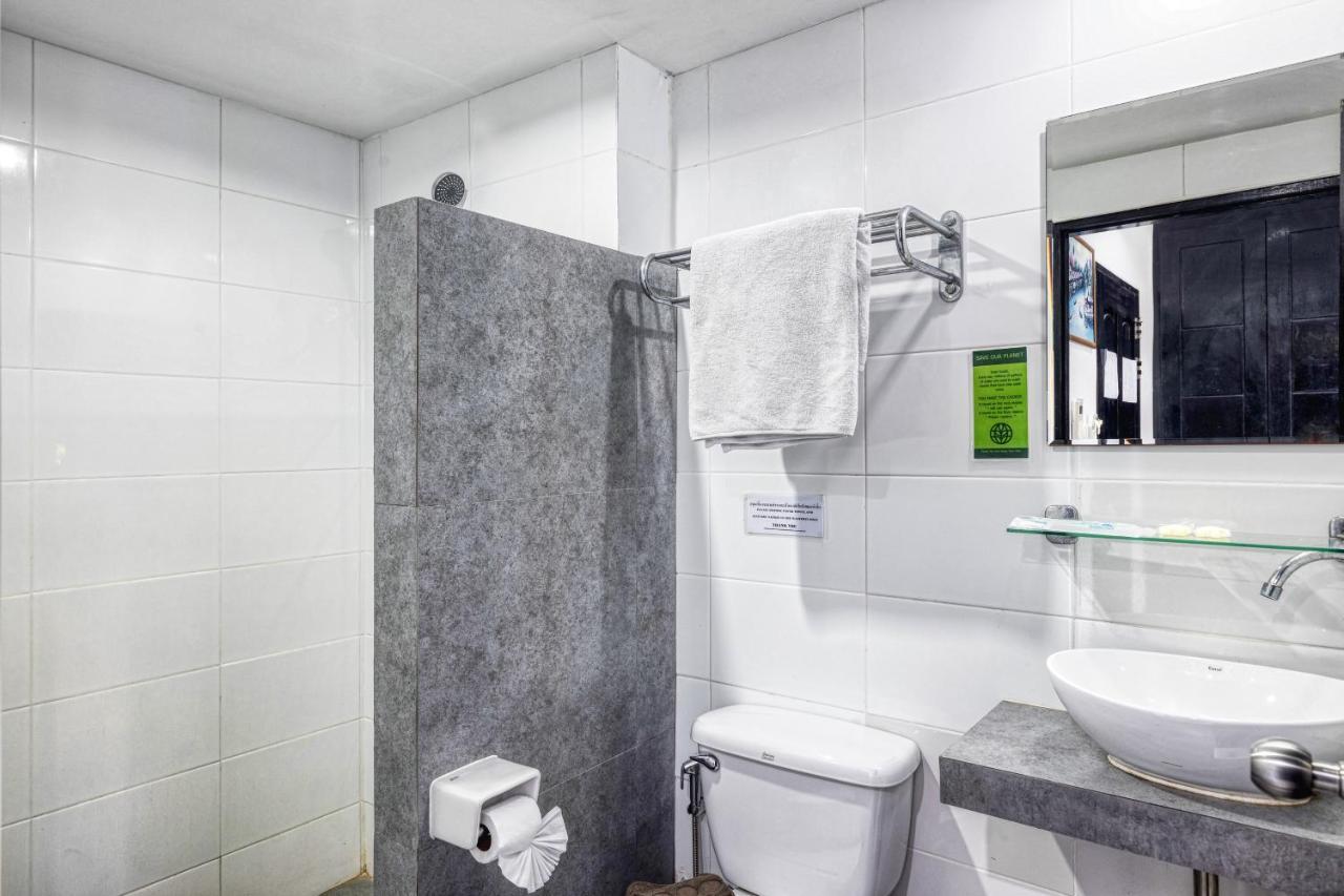 Noble House - 200 Meters Patong Guest house