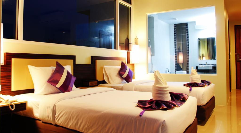 Hotel Am Surin Place - Sha Extra 3*