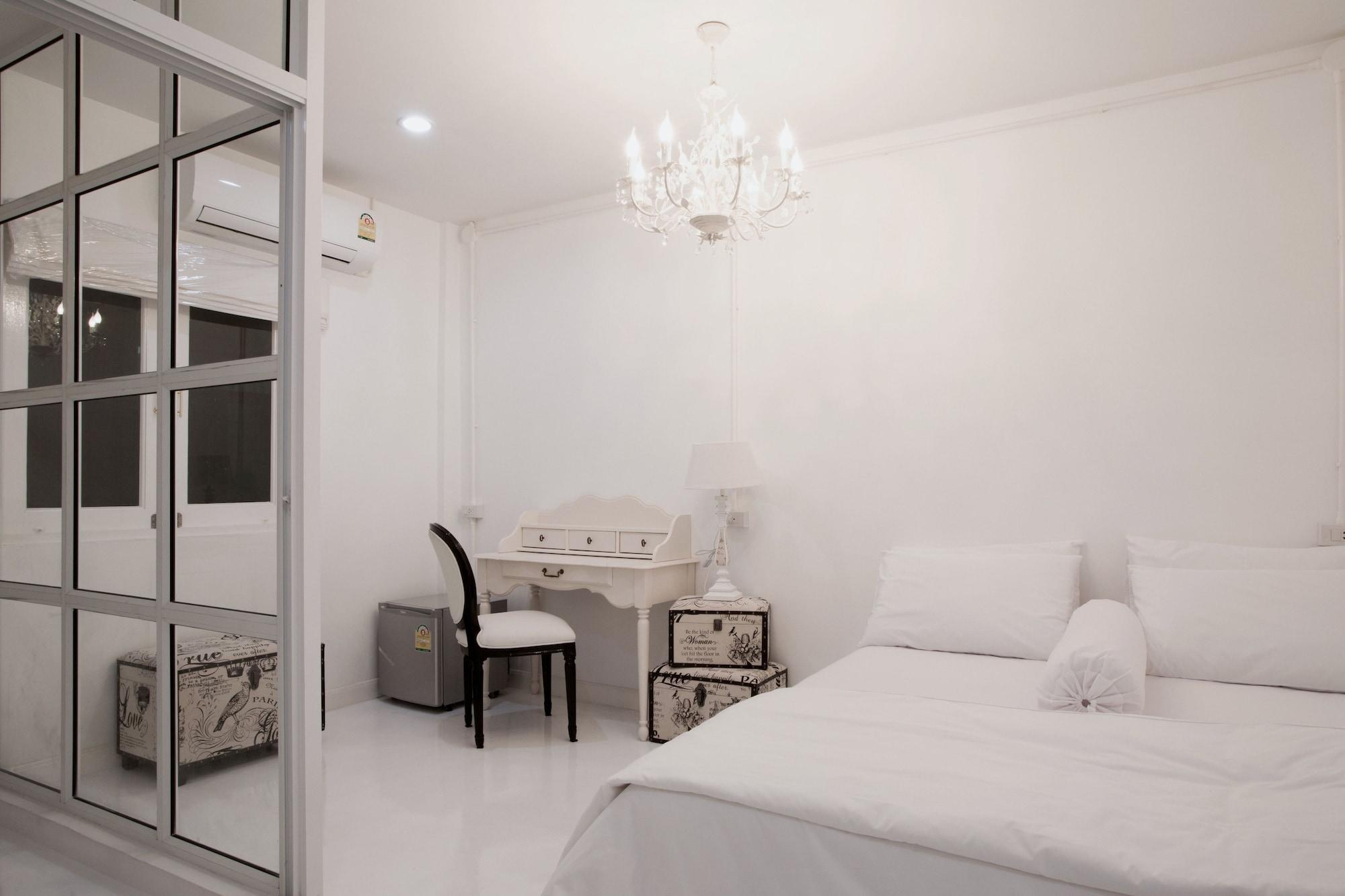 Meroom 3*