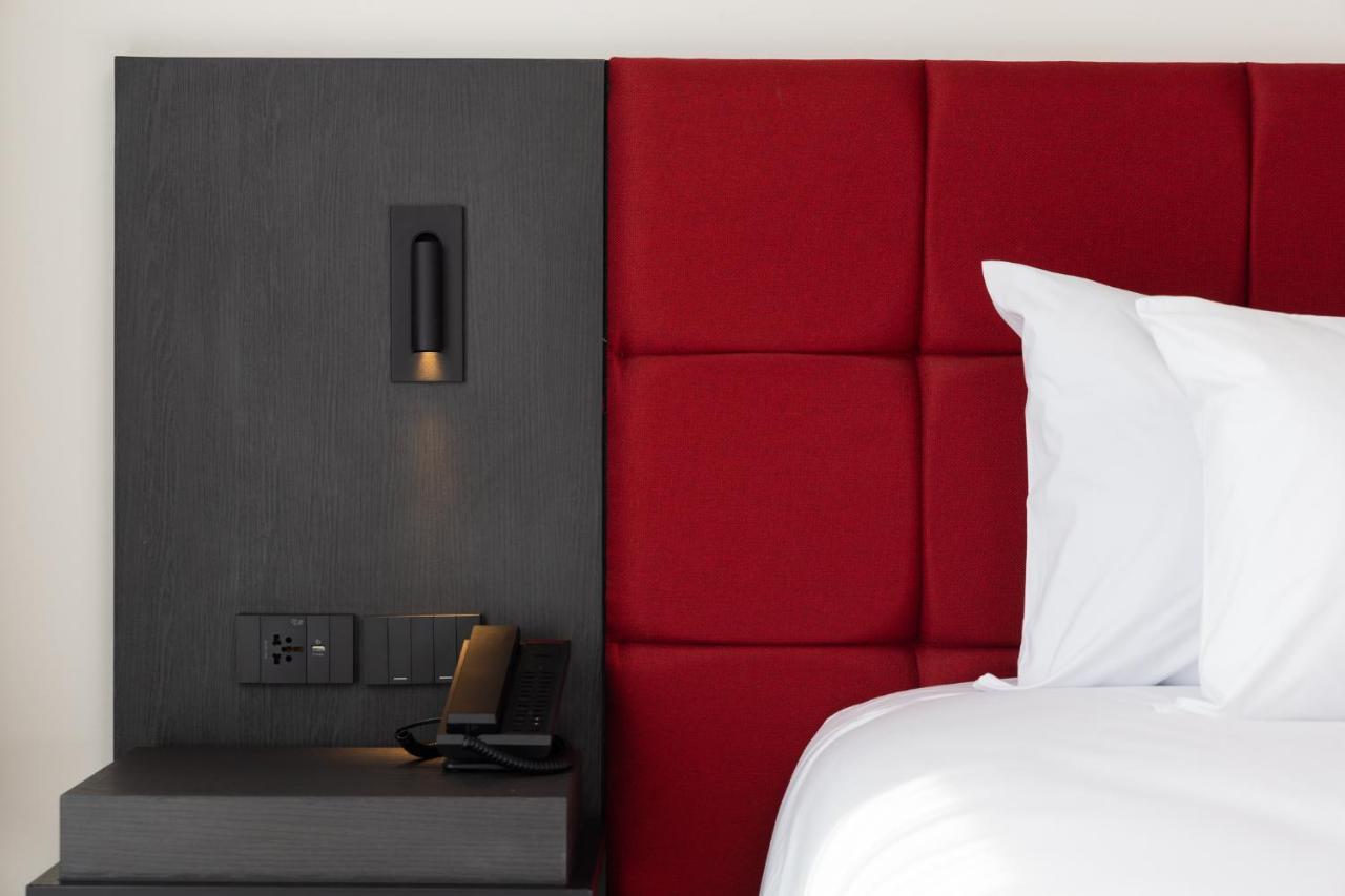 Travelodge Town Hotel