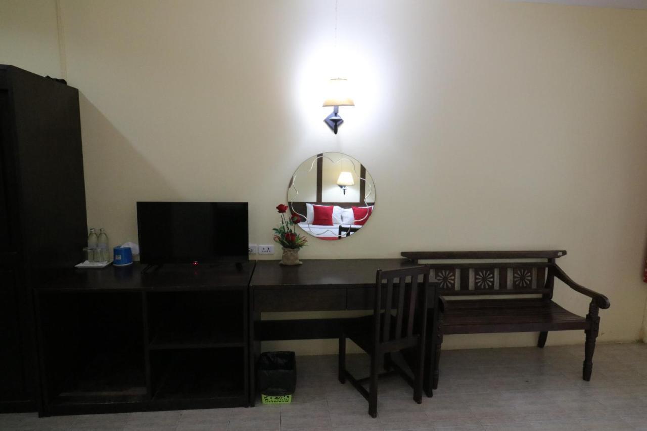 Baan Nat The Village Hotel 2*